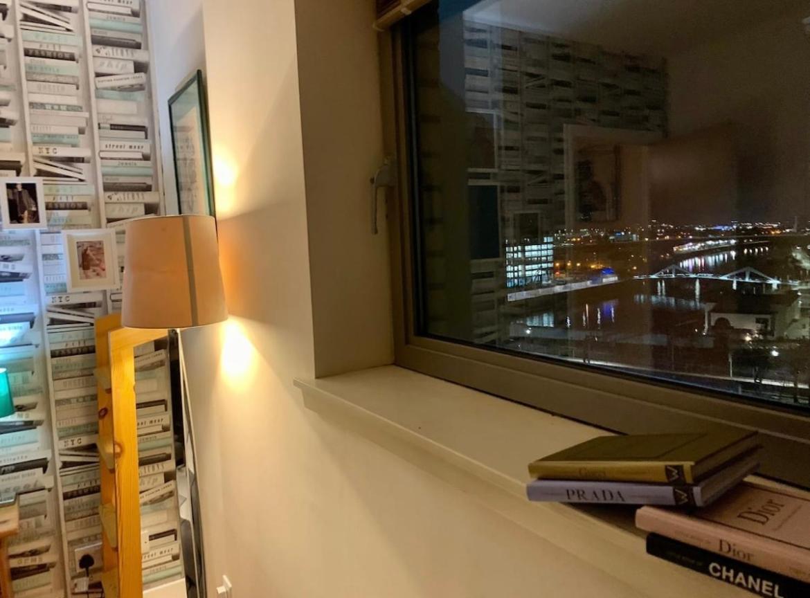 Designer Penthouse - Centre G1, 3 Bedrooms, 2 Bathrooms, Terrace, Riverview, Off Buchanan Street. Apartment